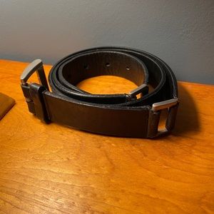 Men’s Prada belt